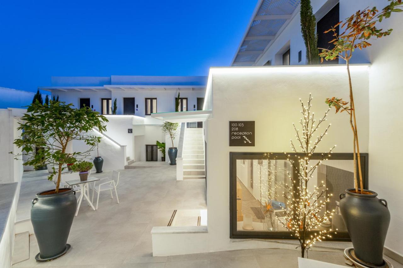 Central Boutique Hotel By Naoussa Hills Adults Only Exteriör bild