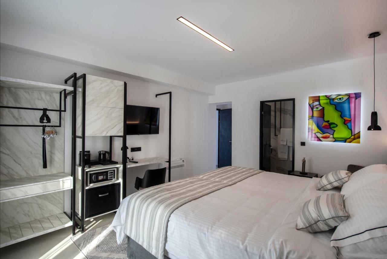 Central Boutique Hotel By Naoussa Hills Adults Only Exteriör bild